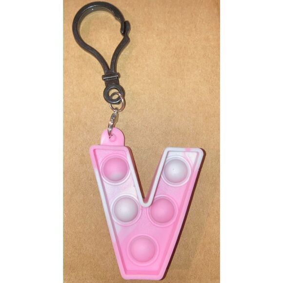 ☀️3/$12☀️ Letter V Pop it Fidget Toy Keychain - Picture 1 of 4
